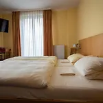 Hotel Goldene Gans