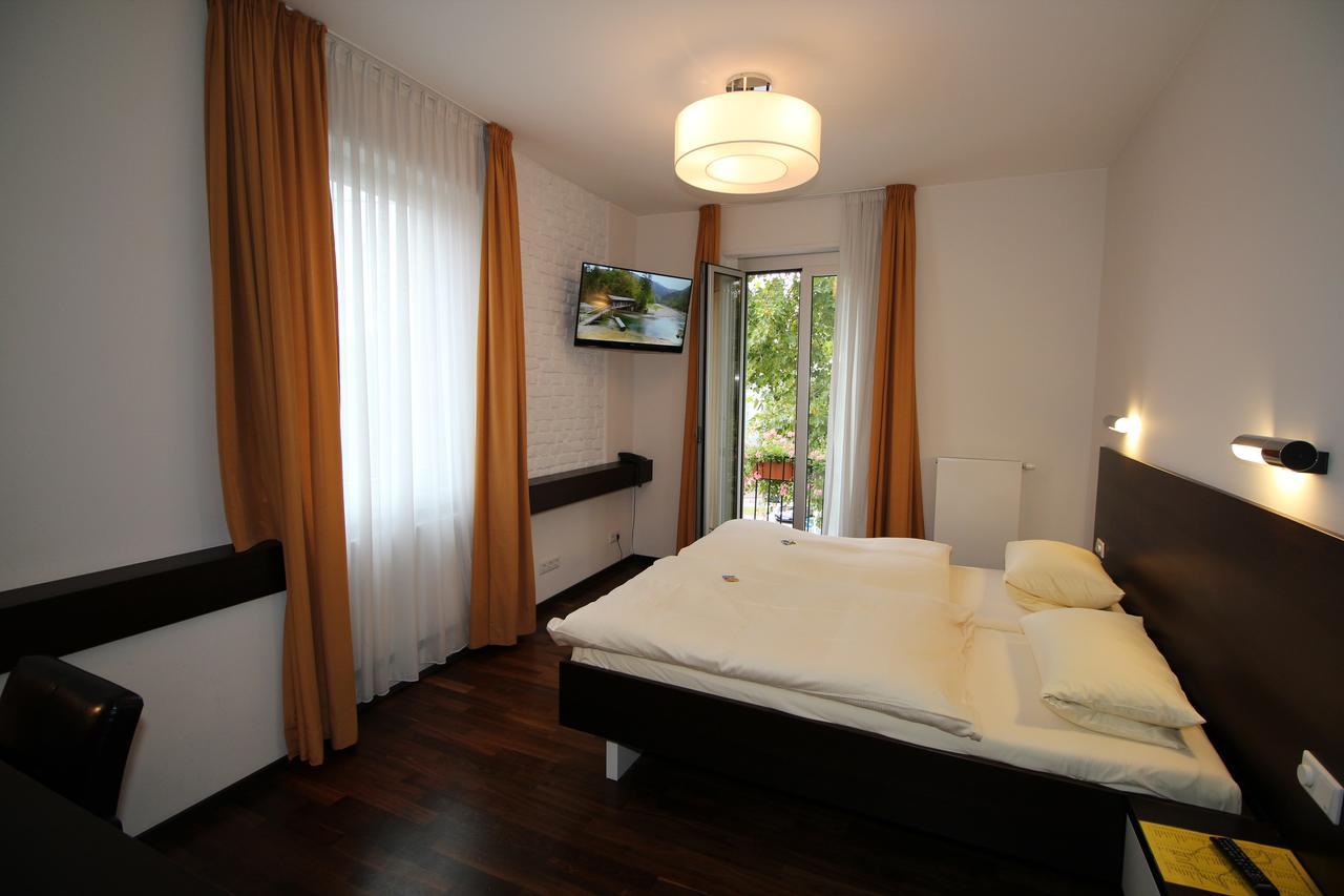 Gasthof Goldene Gans 3*